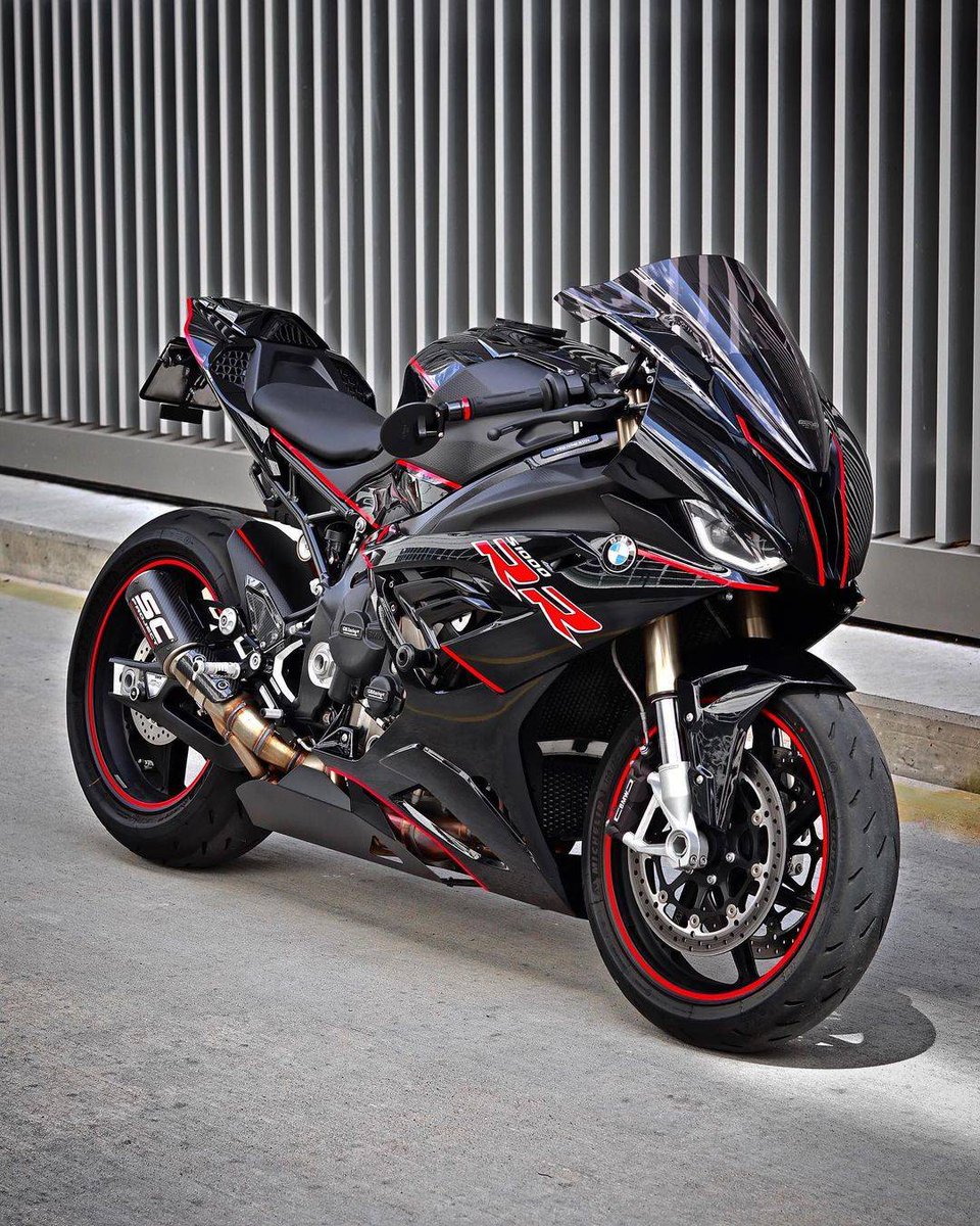 MoreMotorcycles's tweet photo. BMW S1000RR https://t.co/NaLVmpYNXa