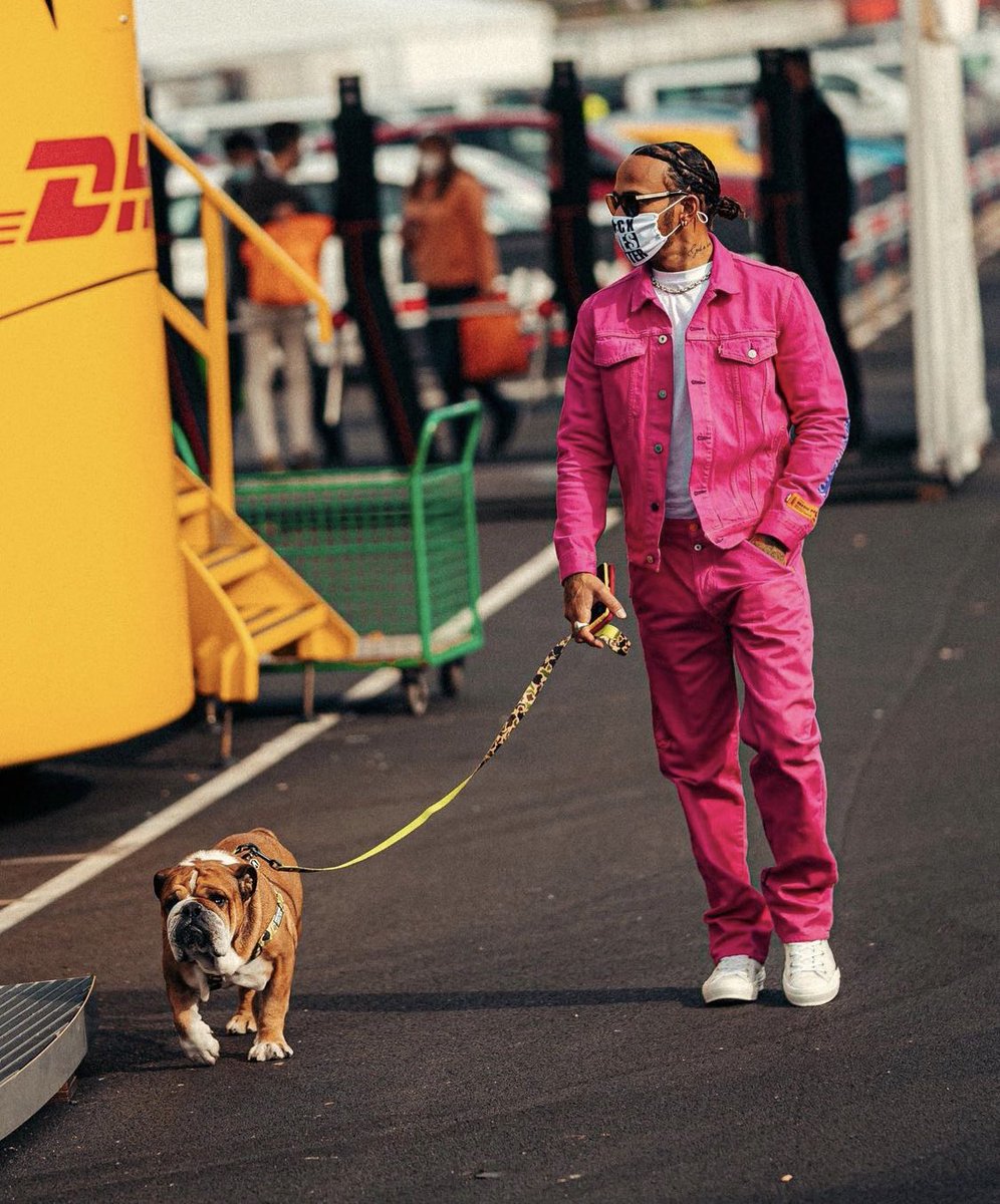 HetveePatel2's tweet photo. @LewisHamilton please launch your fashion line as fast as your fastest lap !! ASAP 
Your OTTD is vibe ❤️‍🔥
#LewisHamilton https://t.co/OnbwugwKxQ