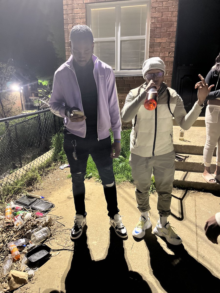 TopW1ck's tweet photo. Tell Em Send They Best One🤷🏽‍♂️…. YK Da Rest‼️Really Put Onna Line🦈🧱🦊 https://t.co/6qjl0ENN1i