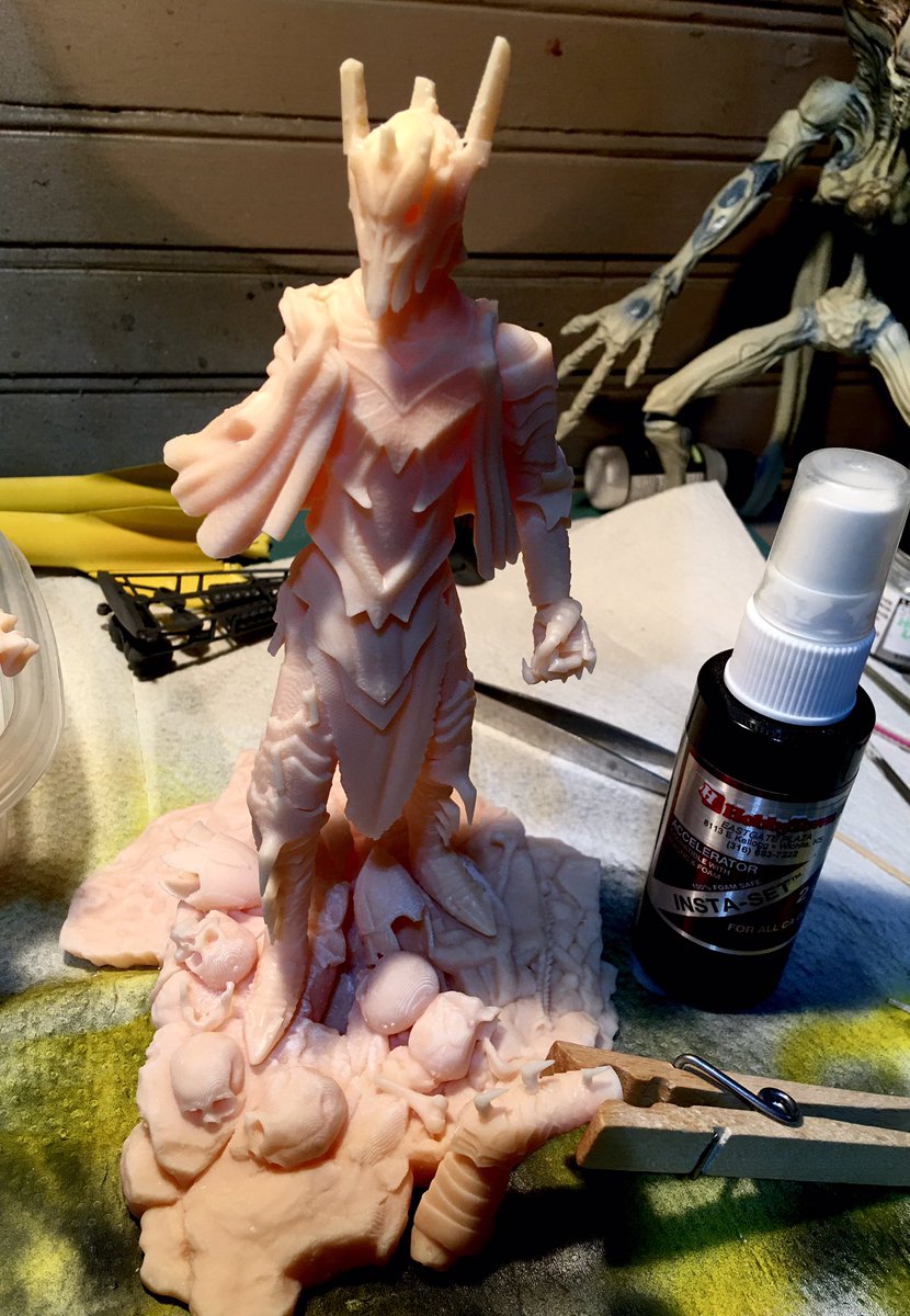 KsSteve63's tweet photo. Aside from rockets, I indulge myself in this. One ring to rule them all. #figuremodels #3dmodeling #3DResin #Sauron https://t.co/WVxN24VlB3