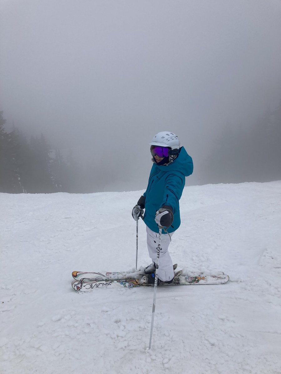 kulwap's tweet photo. Memorial Day skiing at Silver Mountain! A great way to end the season! @SilverMtnResort @SkiNWrockies #onlyatsilver #skiing #spring #pnw 1 of 2 https://t.co/9MSzhO5Ilb