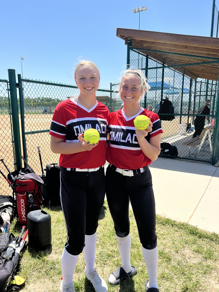 Dmilacored's tweet photo. Happy Memorial Day 🇺🇸! Fun weekend with some great team contributions! 🥎 Home run hitters 💣for the weekend were Jensen Becher and @laumarker Lauren Marker and @Lexikeim15. Our MVP player for the weekend goes to @jacigappa. Her bat was hot! 🔥 we are on the road to OKC this week https://t.co/7dABWHEIFi