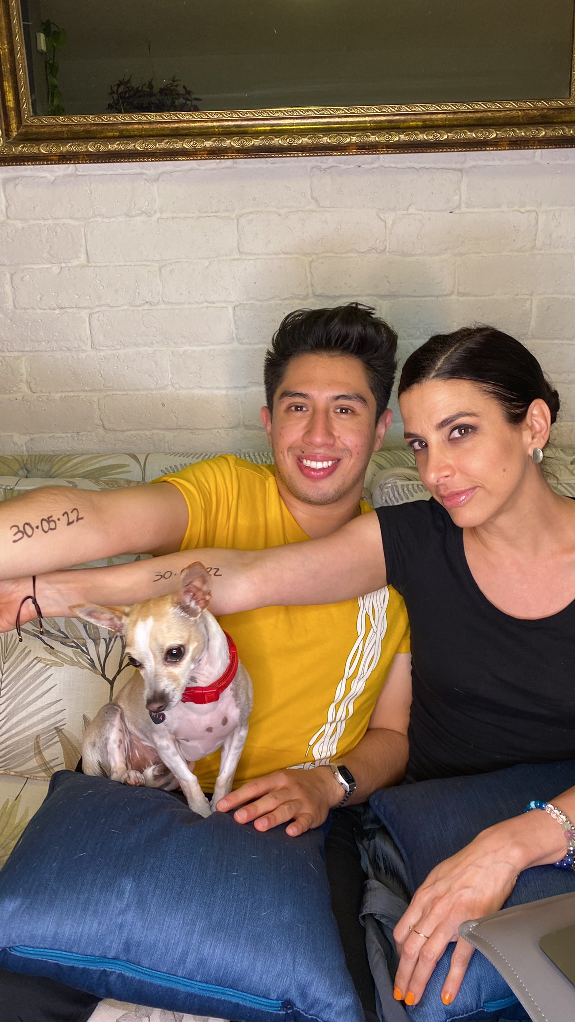 Verónica Toussaint on Twitter "Nos tatuamos en pareja danielsosafado
