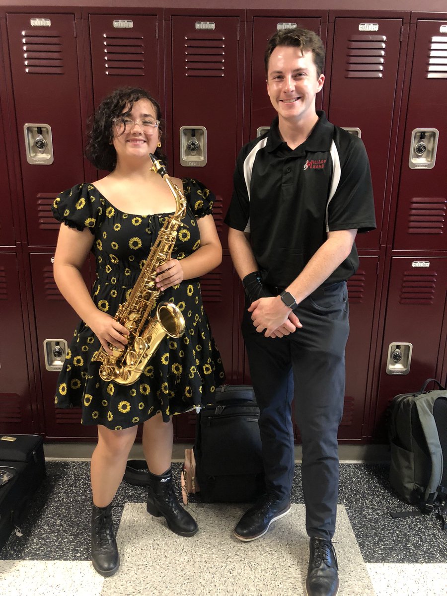 MillsapISD's tweet photo. What an enjoyable day watching our students perform at STATE! Today MHS had 14 students participate in the state solo and ensemble contest! #KickItDown Bulldogs! https://t.co/ituh2mahLY