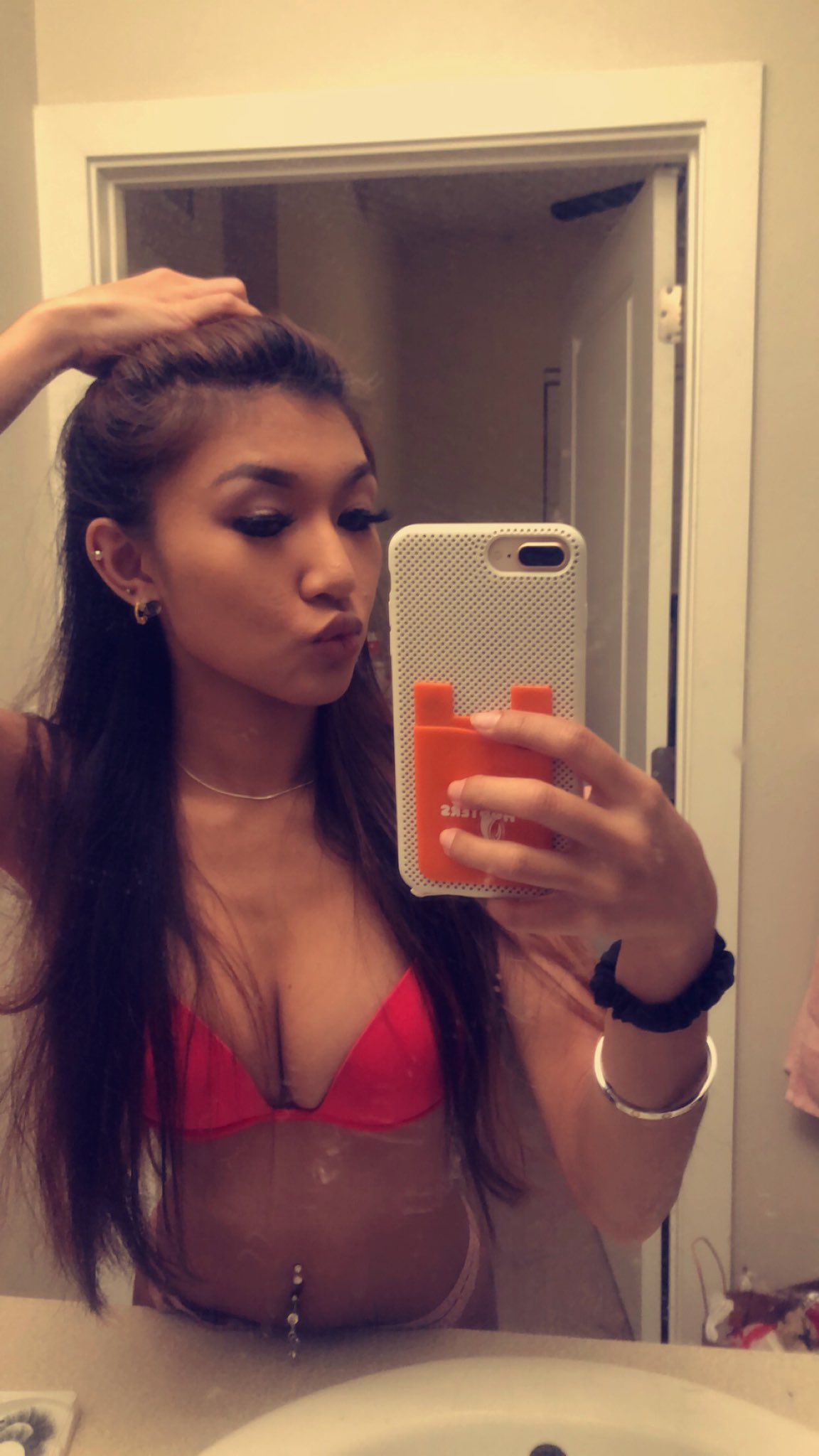 Clara Trinity on Twitter: "Black hair? https://t.co/P9I9LpP38w" / Twitter