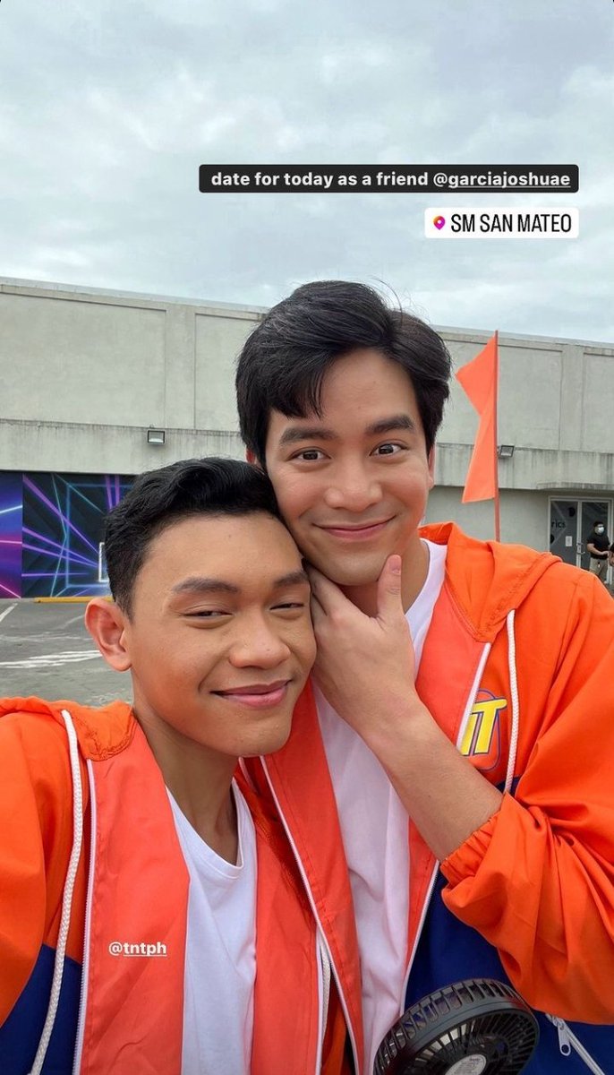053122 • Esnyr's IGS update!💙

🖇️ : instagram.com/stories/esnyrr…

#EsnyrRanollo | Esnyr Ranollo
<a href="/esnyrrr/">Esnyr</a>