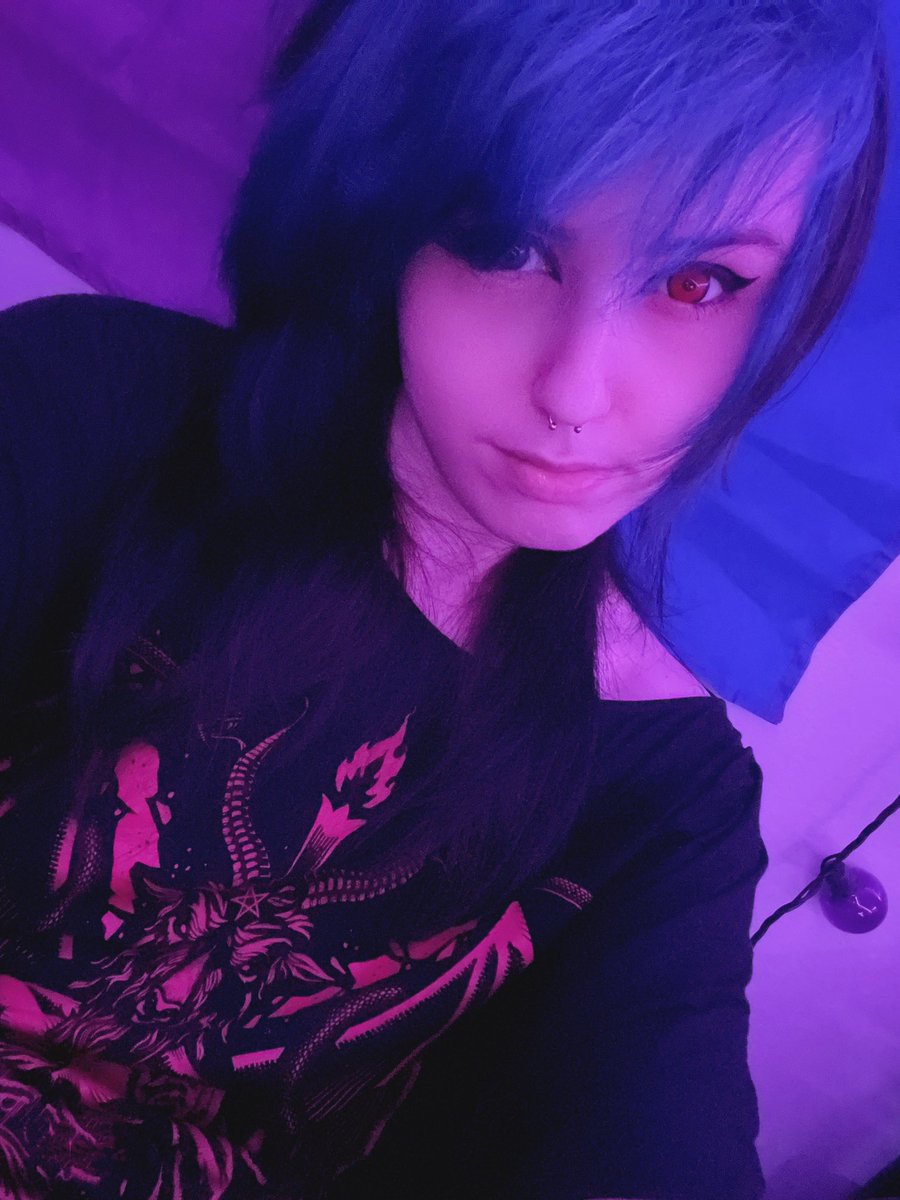 // I have about an hour left lmao 
So happy #Munday