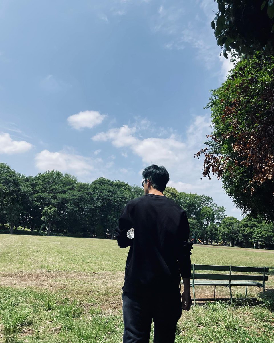 LOOKSMKL's tweet photo. mark ig post: 🇯🇵☀️ https://t.co/ydlENF9nBU