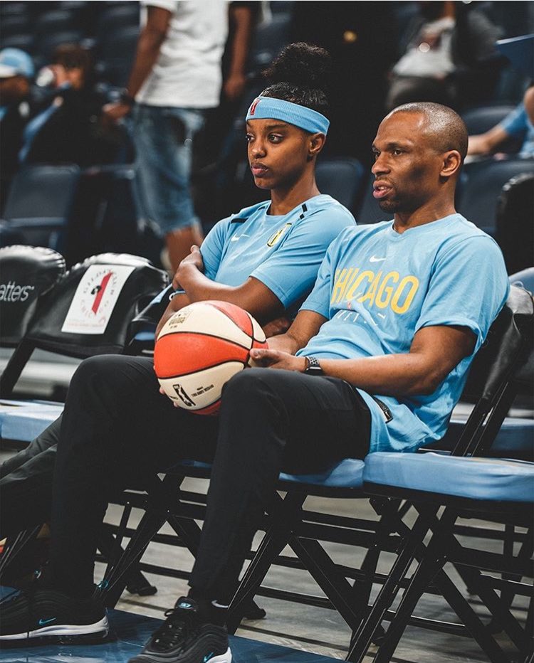 TheSkyShowCHI's tweet photo. Knowing that GMHC and Diamond have communication since after #WNBAFreeAgency went down gives me a tiny bit of comfort I didn’t know I needed 🥹 #DiamondWatching #Skytown https://t.co/eTpcoct9GR