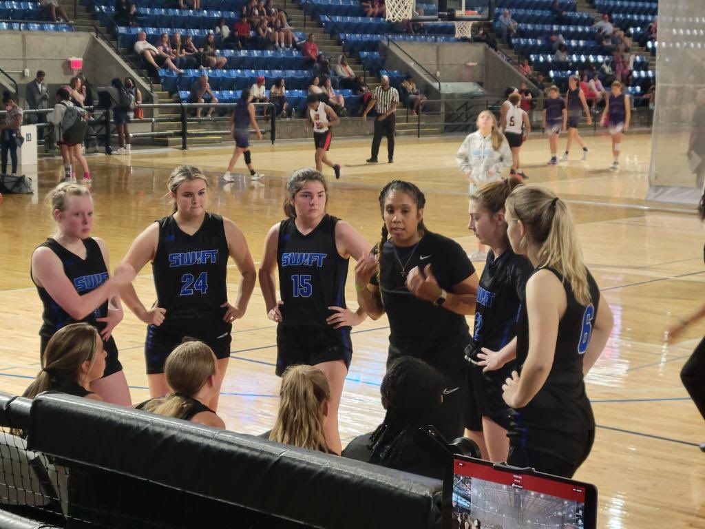 CoachScar21's tweet photo. My girls showed me this weekend they have grit! We lost a game we should’ve won. By the next game they was different, in ever failure is success. We ended up winning against a team that once beat us by 20 earlier in the season! By straight defense! @OK_SwiftWBB https://t.co/yJ5oHeYKex