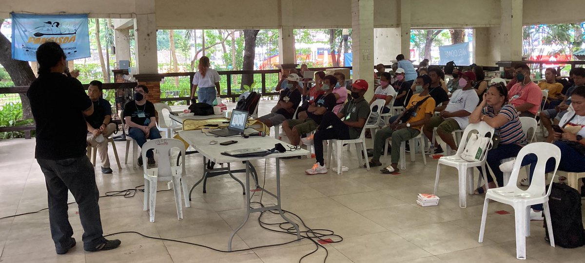 oceana_ph's tweet photo. Ipaglaban ang pagpapatupad ng mga reporma sa Fisheries Management Areas, vessel monitoring measures, at pagtatasa sa pananagutan ng mga lokal na pamahalaan. - @dannyoPh Daniel Ocampo, Oceana Senior Campaign Manager

#ProtectMunicipalWaters #StopIUUF
#NationalFisherfolksDay https://t.co/beMCpg203L