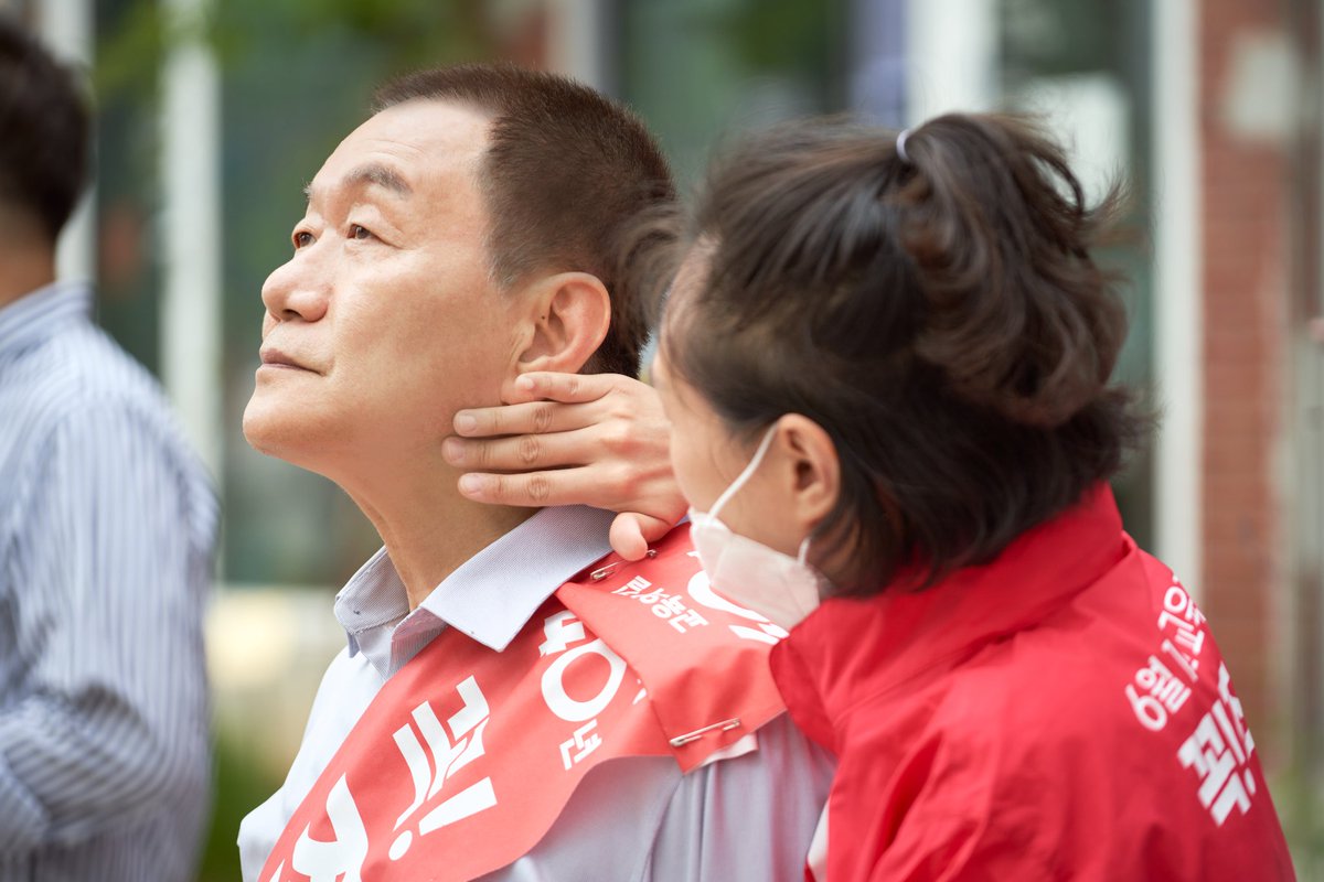 seoulydcho's tweet image. &amp;lt;딸과 함께 행복한 시간&amp;gt;
교육감 선거에서 중도-보수 후보 단일화가 무산되면서 마지막 선거전이 치열하게 펼쳐지는 가운데, 저는 나름대로 행복한 시간을 만끽하였습니다.

#조영달 #서울시교육감후보 #교육감공약 #2022서울교육감후보