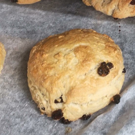 New delivery of Jams have arrived at the bakery from the wonderful @heavenly_hedgerows just in time to go with our Scones either available individually or as part of a cream tea so make sure you order yours to not be disappointed
#bristol #bakery #Warmley #supportlocal  #Jubilee