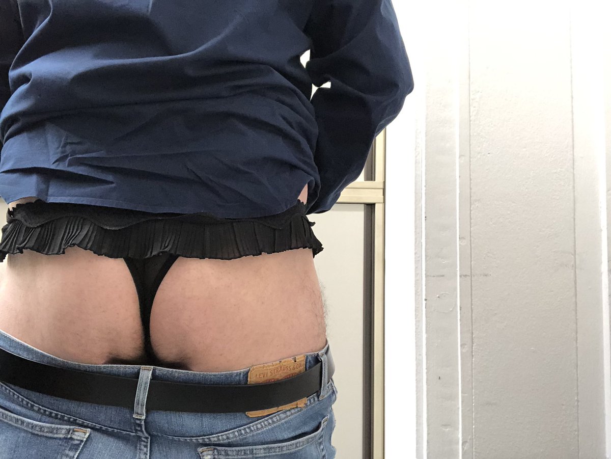 BWFBerlin's tweet photo. Heute den schwarzen Tanga an. https://t.co/aBKXtj9N8V