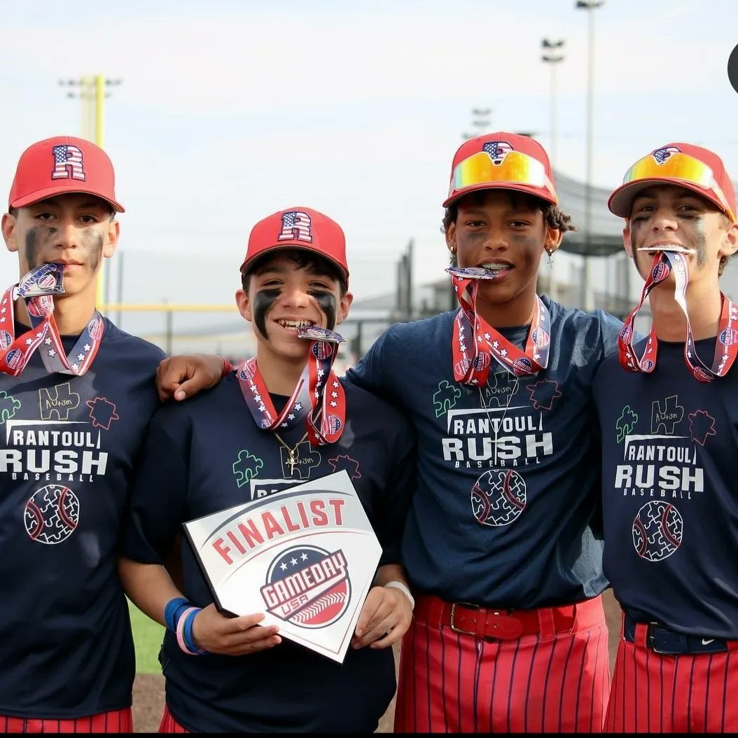 RushRantoul's tweet photo. After a rough start in pool play, 14u earned their way to the @GameDayUSA Stars N Strikes Showdown championship. Unfortunately they fell short, but we are all proud of you! Take the next opportunity by the throat! #swingingnunchucks @Badluckbirch https://t.co/VZllUZPVIl