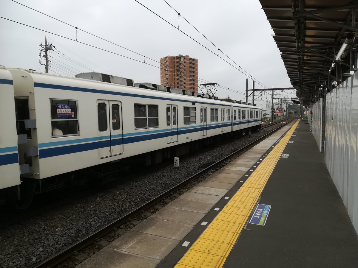 USK_219's tweet photo. @mmc__mh__ 春日部～岩槻だとまた話が変わるかもしれませんね
見えにくいですが以前七里で朝8時頃撮影した野田線の様子貼っておきます(2021年以降に撮影)
5、6号車も結構乗ってるように見えるんですよね https://t.co/I6leRGjrdD