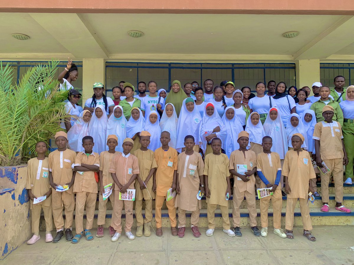 dharlath's tweet image. My CDS @dodeelcds kano celebrated Children’s Day with Race course model primary school #nysc #ChildrensDay #nysckano #cds