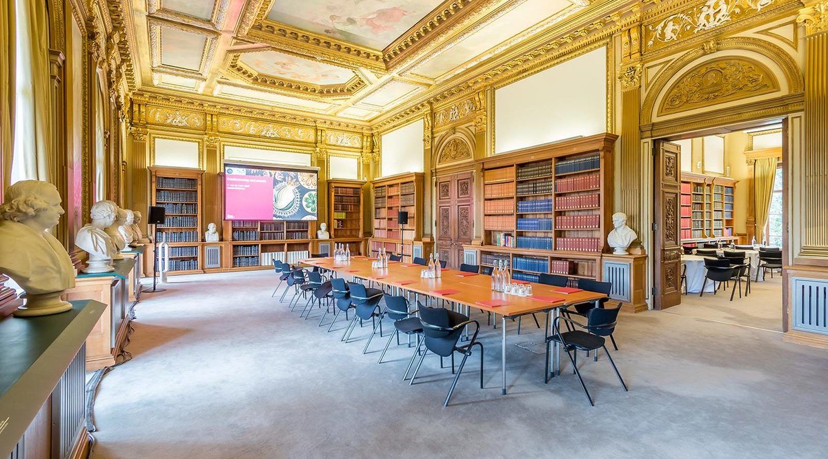 🚨 Job alert!

We're hiring a Policy Adviser to join our Data &amp; Digital Tech team at the <a href="/royalsociety/">The Royal Society</a>, working on a new project on social inequalities &amp; taking forward our work on climate change.

Desirable: Experience working w/ marginalised communities.
careers-royalsociety.icims.com/jobs/1555/poli…