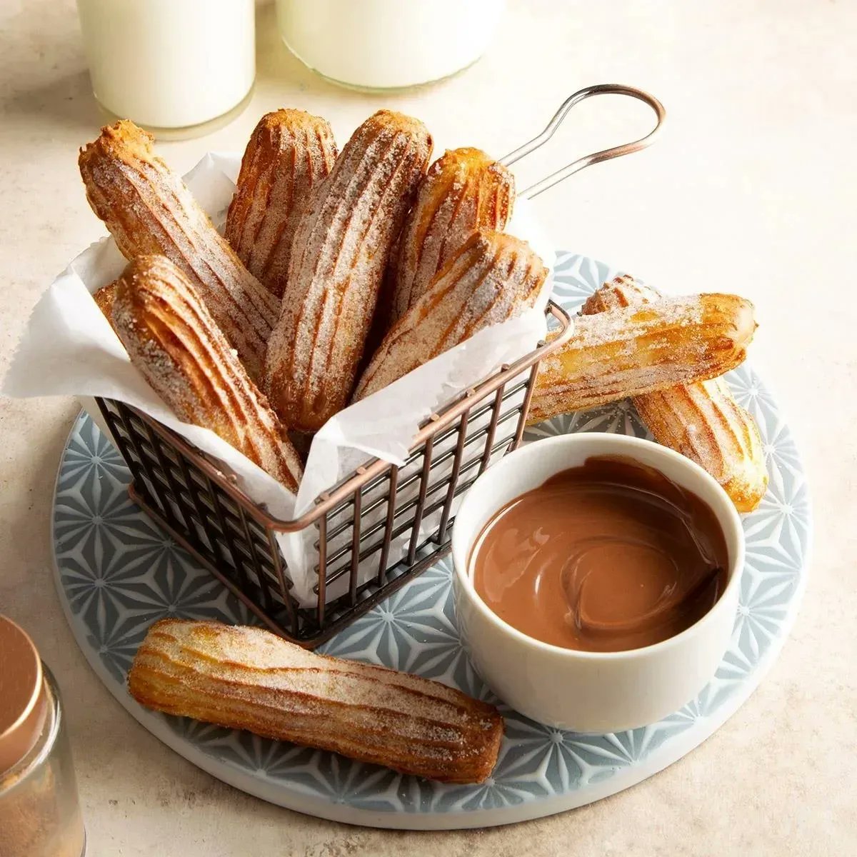 1stChoice_SF's tweet photo. Large Churro's now available

Comes in a 4kg box (2 x 2kg)

Call 01753-395-000 or email orders.sl@firstchoiceproduce.com to reserve yours.

#churros
#dessert https://t.co/t7HJJ19Kyl