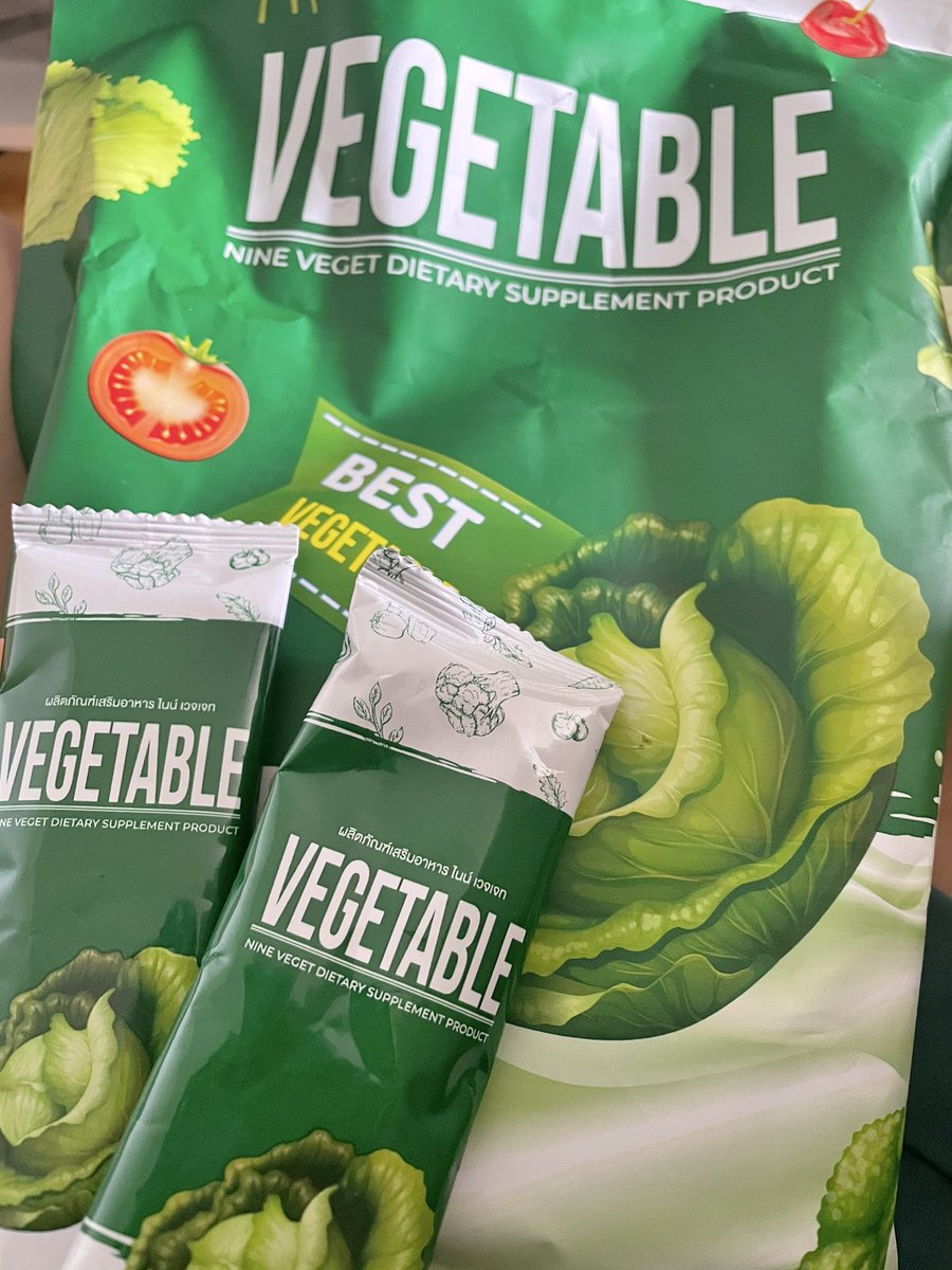 sea_skyy42's tweet photo. เห็นรูปผักเต็มๆแบบนี้ 🥬 กลัวใช่มั้ยว่ารสชาติจะแย่ กลิ่นจะเหมือนผัก!!
แต่บอกเลยว่ากลิ่นหอมมาก รสชาติก็ดี ไม่มีความผักเลยสักนิด 
ชงง่าย อิ่มไว การขับถ่ายก็ดี ไปลองกันได้เลย มีหลายรสชาติ พิกัด @Nineofficial1 ตอนนี้ร้านมี promotion✨ด้วยนะ #รีวิวชงไนน์ https://t.co/STL4gq814s