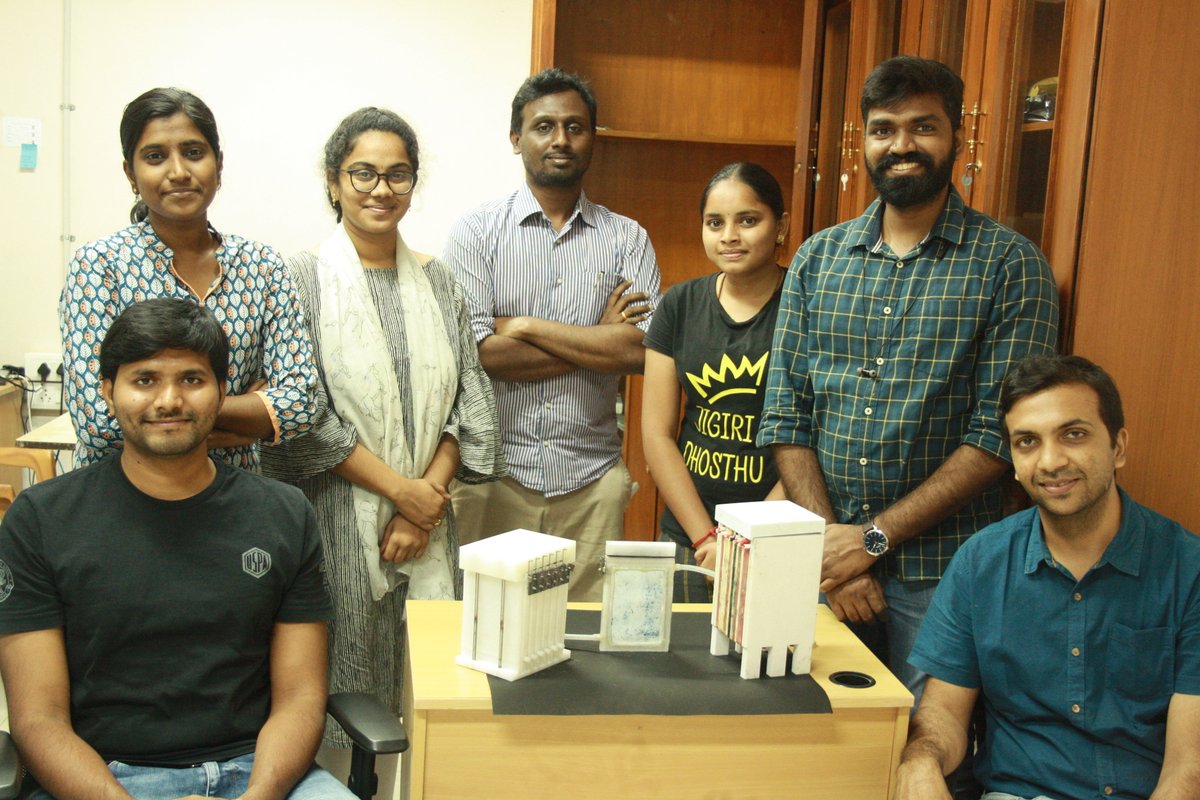 sdhrthmp's tweet photo. Zinc-air batteries developed by @iitmadras team, could power EV Scooters, without the risk of fire.. These batts are cheaper, eco-friendly, made-in-India, Zinc available in abundance in #India , as opposed to Li-ion which is imported from #China 
Efforts on to use this batt in EV https://t.co/P5sEn4LbTN