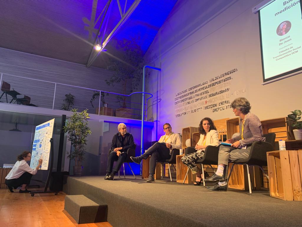 Blanca de Juan desde el evento "Métricas de sostenibilidad" en Impact Hub Madrid: Cambiar la mirada de tener que hacer medición por obligación a creerte de verdad que estás haciendo algo bueno por el mundo y que tiene un gran retorno, es esencial.  No puede ser una tarea más
