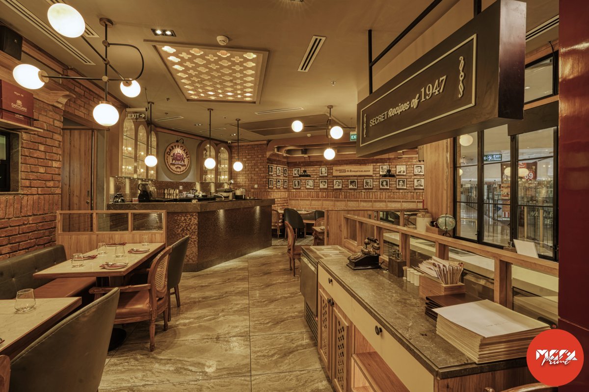 Daryaganj Restaurant <a href="/DLF/">Deutschlandfunk</a> Mall of India, Noida
.
.
#interior #interiorphotography #interiorphotographer #promotion #digitalmarketing #ad #restaurant #dariyaganj #noida #restaurantinterior #architecture #videoproductioncompany #restaurantphotography #hospitality #mgfxprime