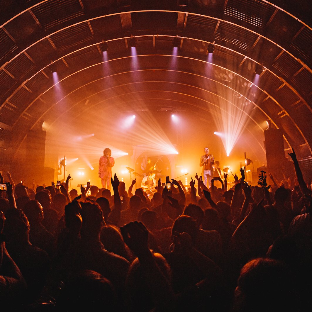 That's a wrap! Thank you to all the divine humans we crossed paths with on this tour 🕊️🧡
📷 <a href="/curdin/">Curdin</a>