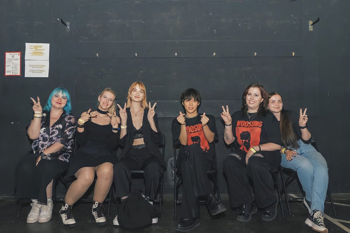 RCKSTRHOSEOK's tweet photo. The Woosung VIP pictures came and oh Lord my face BUT I LOVE IT 🖤

#Woosung #WoosungInCologne #VIP @woosungofficial https://t.co/RV5XRxIeSl
