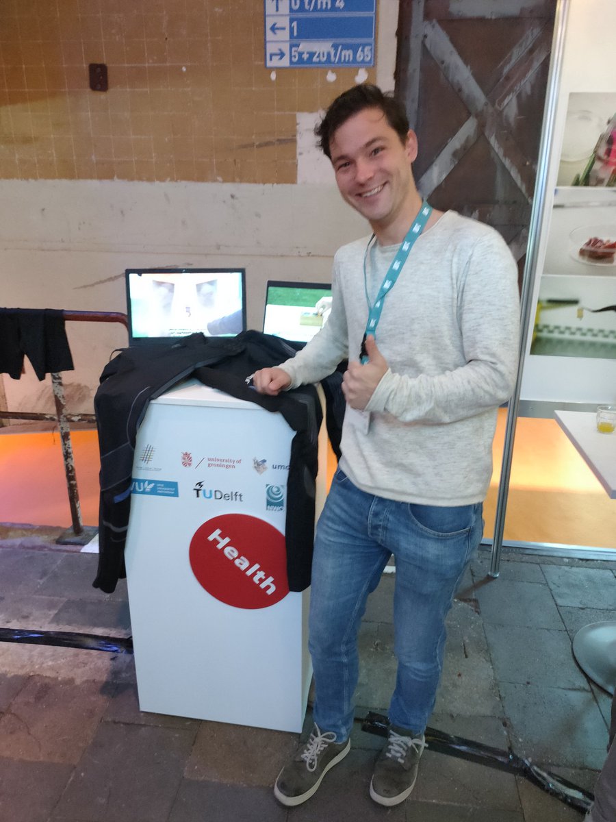 BBastiaansen's tweet photo. Today presenting #SmartSensorShort at #TEK22. Come and see 👖⚽👀 @BW_Groningen #CitiusAltiusSanius https://t.co/GwOX99GaNQ