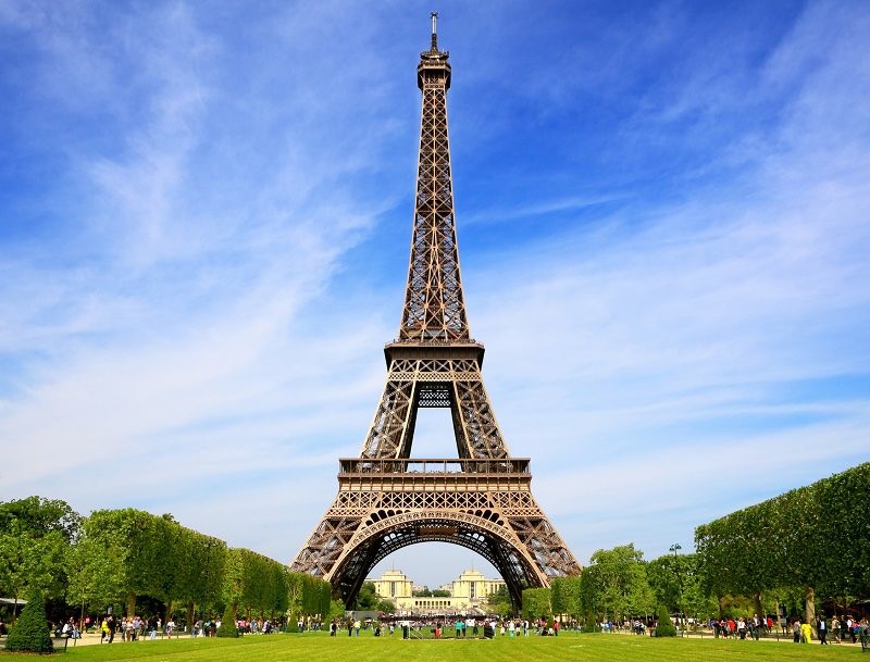 parisien_depite's tweet photo. Amis #Parisiens dites 🛑 à
#saccageparis et préservez l’avenir du #Trocadero et #TourEiffel en signant la demande de retrait pur et simple du projet ubuesque #OneSite à 110m€.
2 minutes suffisent ⤵️
https://t.co/m01covEzm3
#StopHidalgo #PreserverParis https://t.co/7fHIkfuEn5