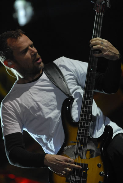 LotusKidsRHCP's tweet photo. Bilbao BBK Live 2007: la última vez que los @ChiliPeppers pasaron por España con John Frusciante en la banda.

Es muy emocionante pensar que, 15 años después, vamos a poder disfrutar una vez más de esta formación en directo. https://t.co/HBnqgYKYJP