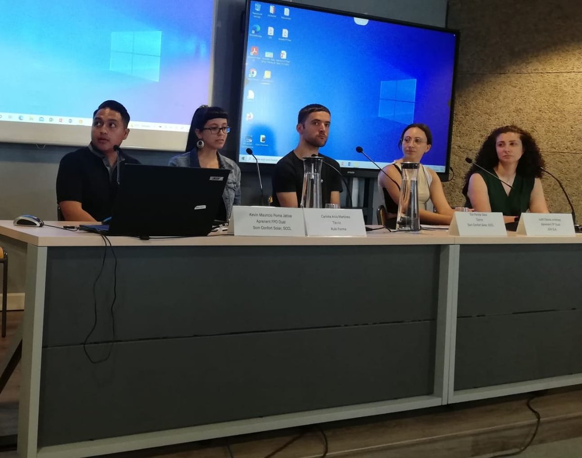 RubiForma's tweet photo. 📢 Seguim amb les xerrades de la Jornada de l'FP Dual.

💬 Presentació de bones pràctiques d'FP dual: aprenents i empreses.

🎤 A càrrec de @jovi_spain i @ConfortSolar 

@AjRubi #rubicity https://t.co/RdUcTgNwMR