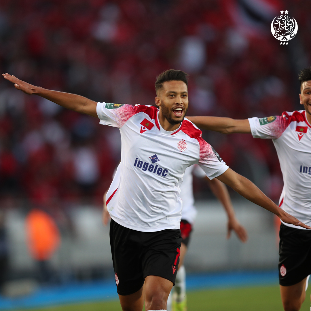 WACofficiel's tweet photo. FLY HIGH ! 😍✈️ Z.Elmoutaraji
#DimaWydad https://t.co/XFvs01va4k
