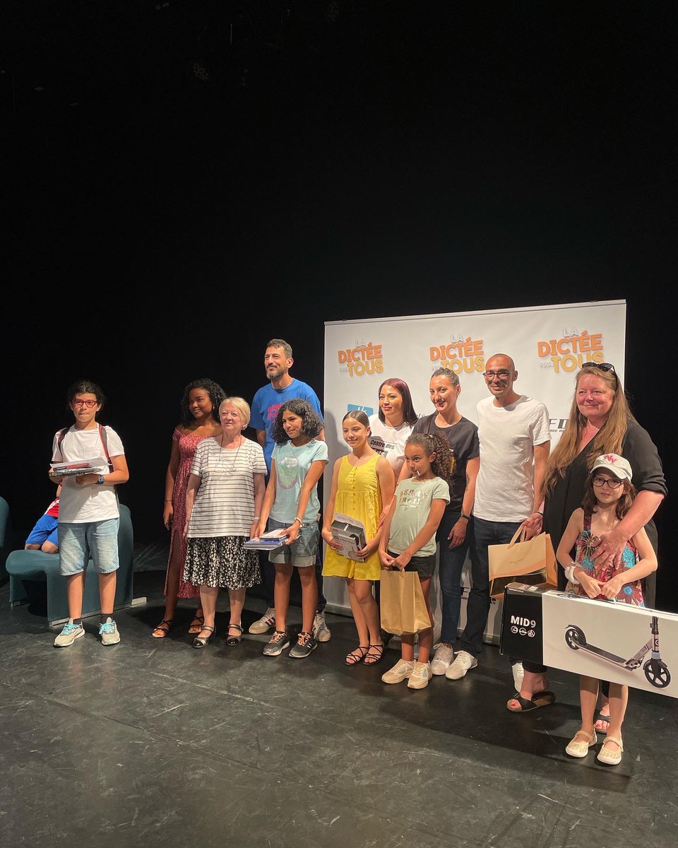 CDAU_31's tweet photo. 📝📚21.05 / @dicteepourtous à l’Espace Roguet (@HauteGaronne)
Merci à @moklessofficiel pour son temps et sa bonne humeur !
Merci à tous ceux qui se sont déplacés afin de partager ce moment de vivre-ensemble🔥
Et enfin, merci à ceux qui ont permis la mise en place de cette dictée https://t.co/69PCdBg5CP