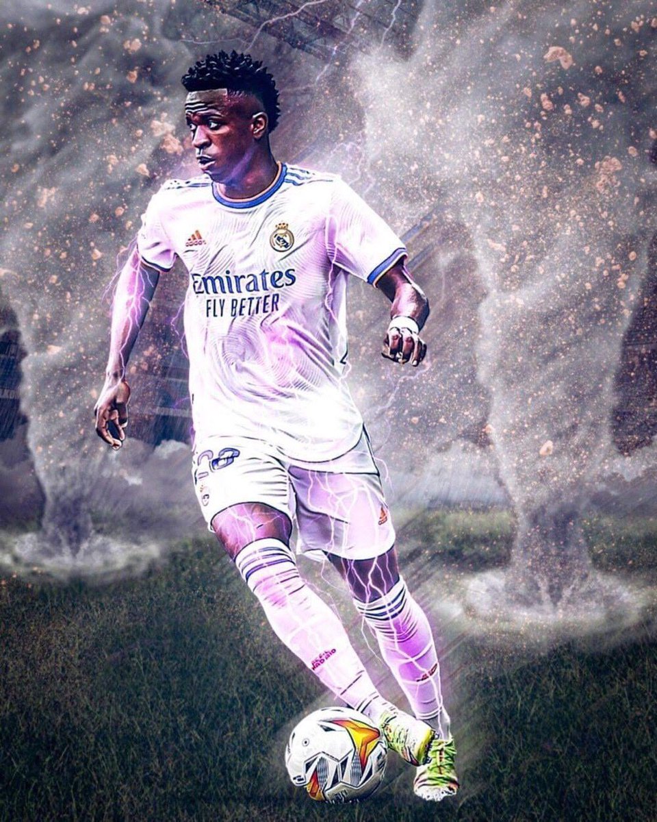 BixSports3's tweet photo. Official,UEFA has name vinitus   junior as the 2021/2022 UEFA champions league, young player of the season 

With 4 goals 
6 assists https://t.co/3GHNEUhD5u