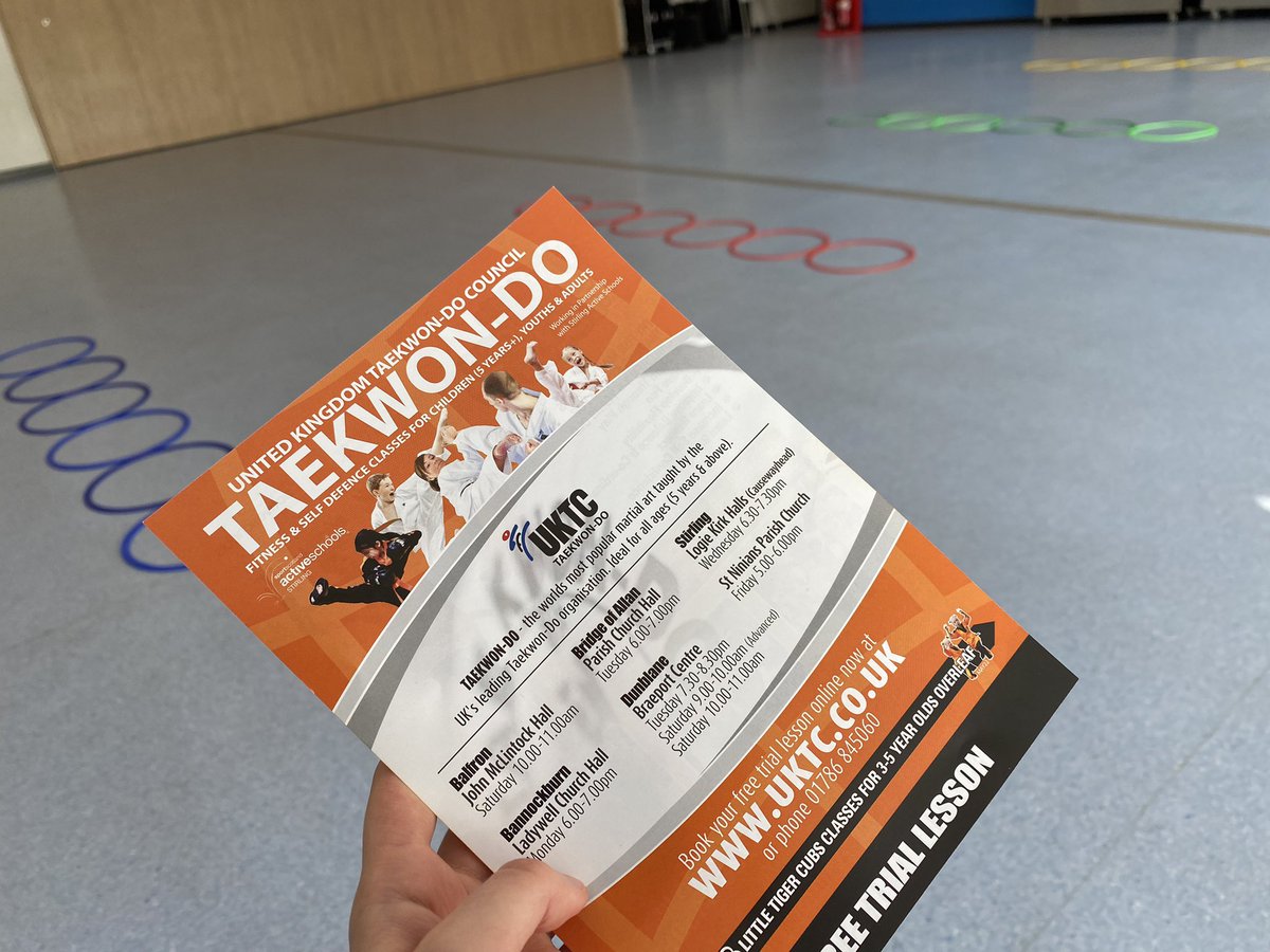 MissGavinUKTC's tweet photo. Day 2 of Taster sessions @ST_NINIANS_PS for #stninhealthweek https://t.co/wn9cCF53Ac