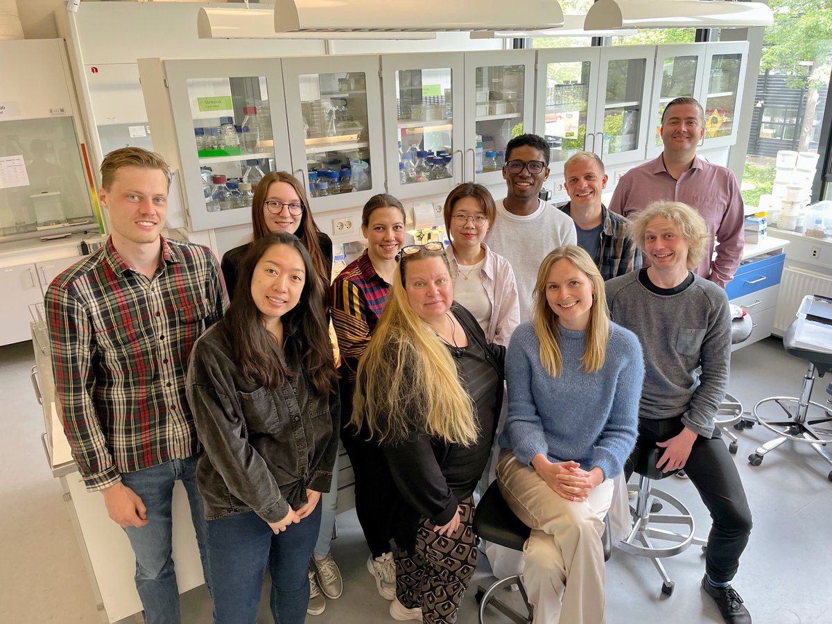 Akos T. Kovacs tweet media