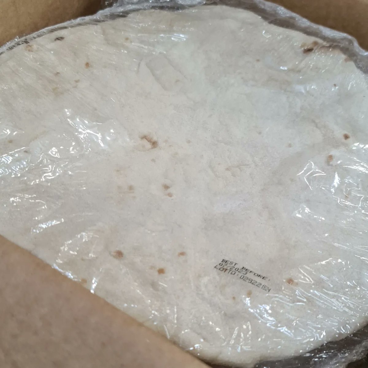 1stChoice_SF's tweet photo. PRIME PAR BAKED PIZZA CRUST
For those who want a pizza with a thicker crust. The dough is prepared with a high percentage of sourdough (40%), large amounts of water and undergoes a full 24 hours

10 x 5 bases per box

Call 01753-395-000 or email orders.sl@firstchoiceproduce.com https://t.co/NZ8EyDQbqZ
