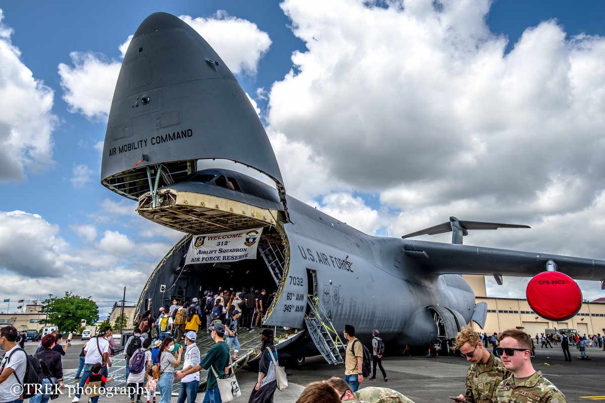 Dive under the lens

#C5M 
#ギャラクシー
#galaxy
#C5galaxy 
#transporter 
#横田基地友好祭
#横田友好祭 
#横田基地日米友好祭 
#RJTY
#横田基地
#横田基地友好祭2022 
#YokotaFriendshipFestival22 
#FF22 
#FriendshipFestival2022 
#pentax