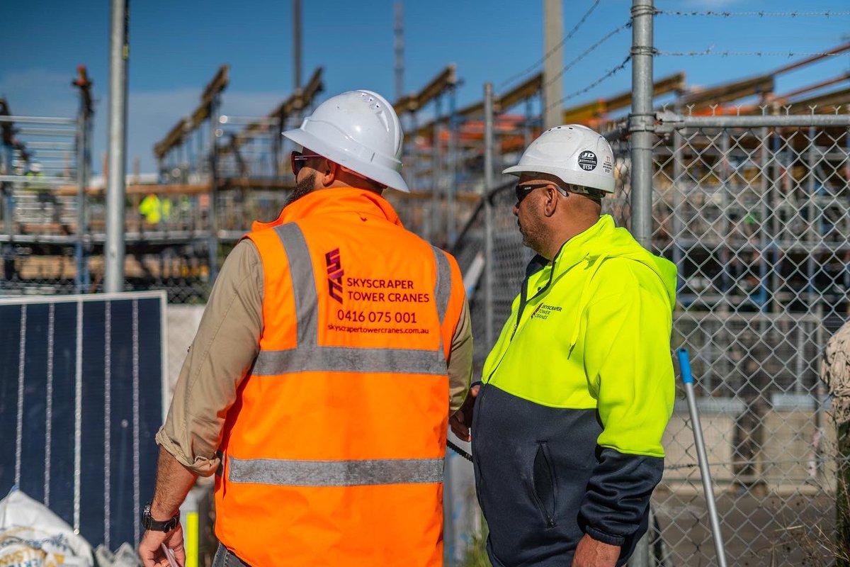 towercranes_'s tweet photo. It takes more than a certain skillset to run and maintain the crane operations of a 400+ unit blocks across two 27-storey towers.Proud of our team at Skyscraper Tower Cranes for running the job at Blacktown and widely contributing to the smooth operation across the project #crane https://t.co/Bt9JvvhNMY