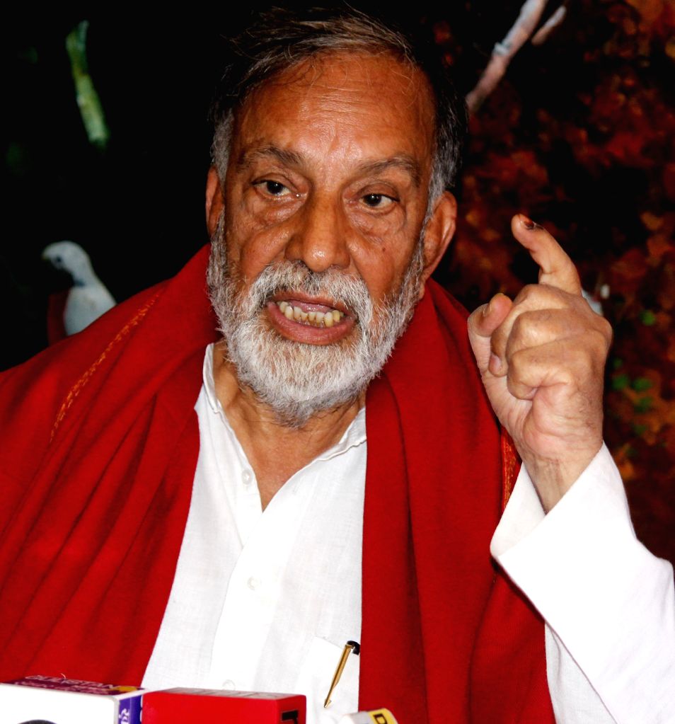 Veeren_Verma's tweet image. #JammuAndKashmir  में  नेशनल पैंथर्स पार्टी के संस्थापक प्रो. 
#bhimsingh का आज सुबह हुआ निधन, लंबे समय से चल रहे थे बीमार।

#Panthers #BreakingNews #breaking #Jammu #JammuKashmir #RIPbhim