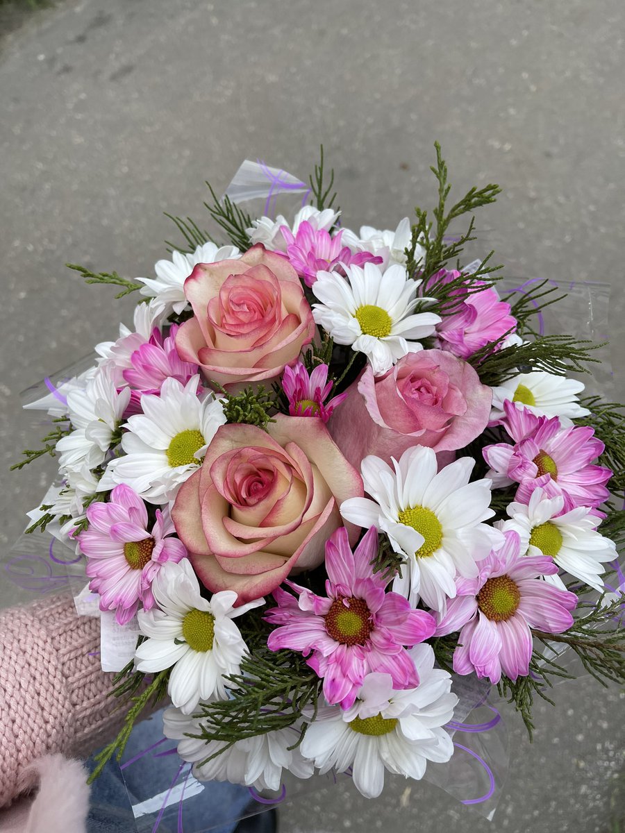 kris_davy's tweet photo. Today is my birthday🥳 https://t.co/lIjpLidF8o