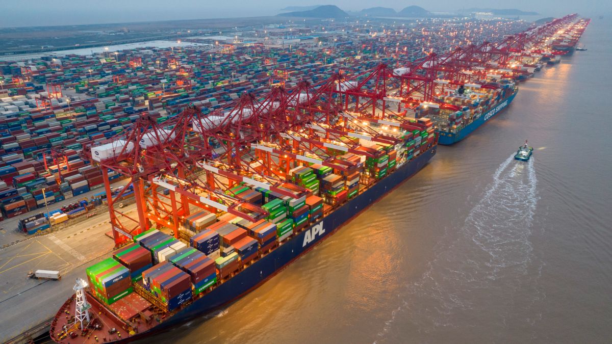 deanworldcargo's tweet photo. DEAN World Cargo Customer Bulletin - May 2022 - https://t.co/7uwcug7p27 https://t.co/4uvYDjBFFx