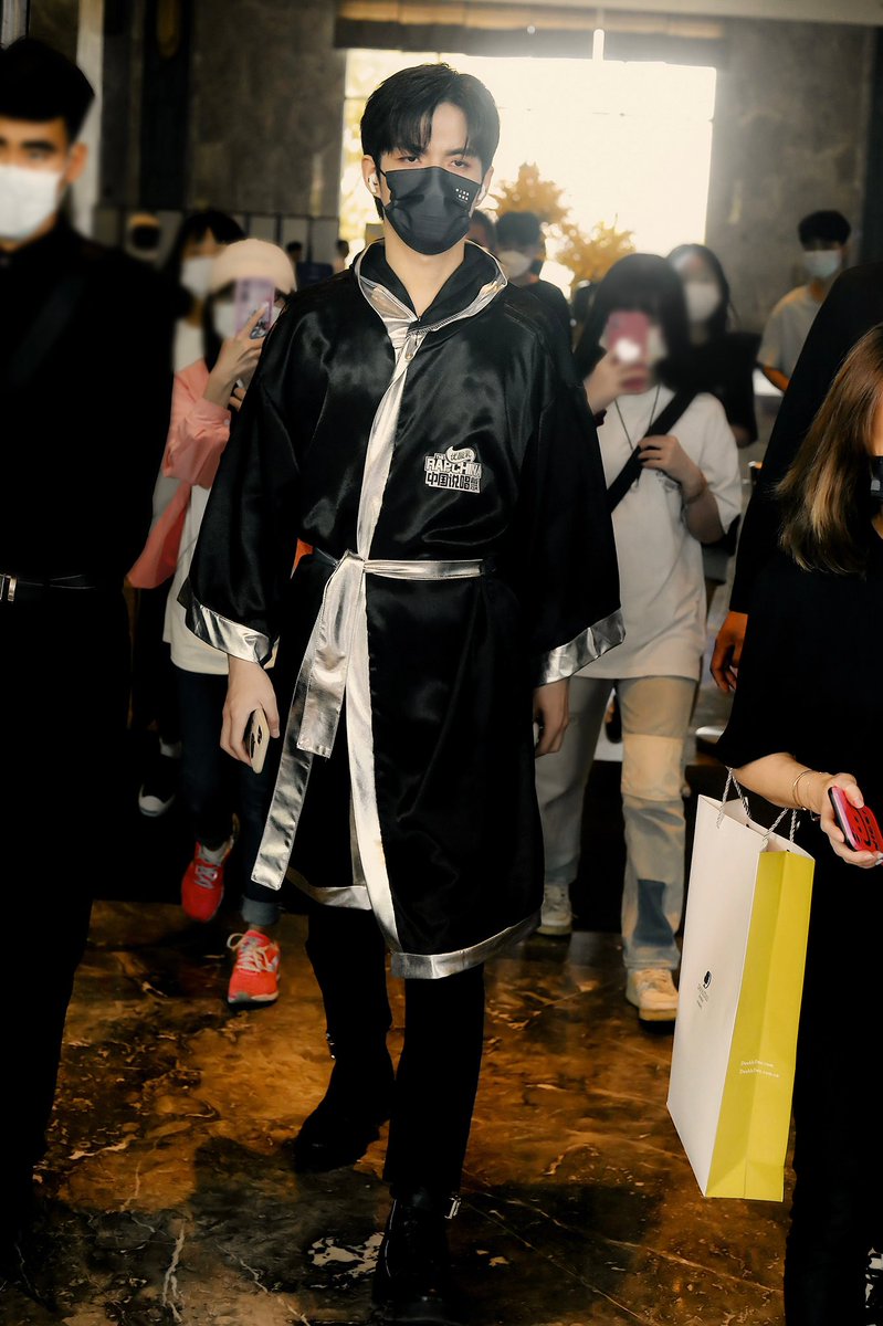 เข้างาน—

ขอให้วันนี้เป็นวันที่ดีของจางเหยียนฉีนะ✊🏻

#ZhangYanqi #张颜齐 #จางเหยียนฉี 
✨ 31/05/22
©️NonGamer丨张颜齐