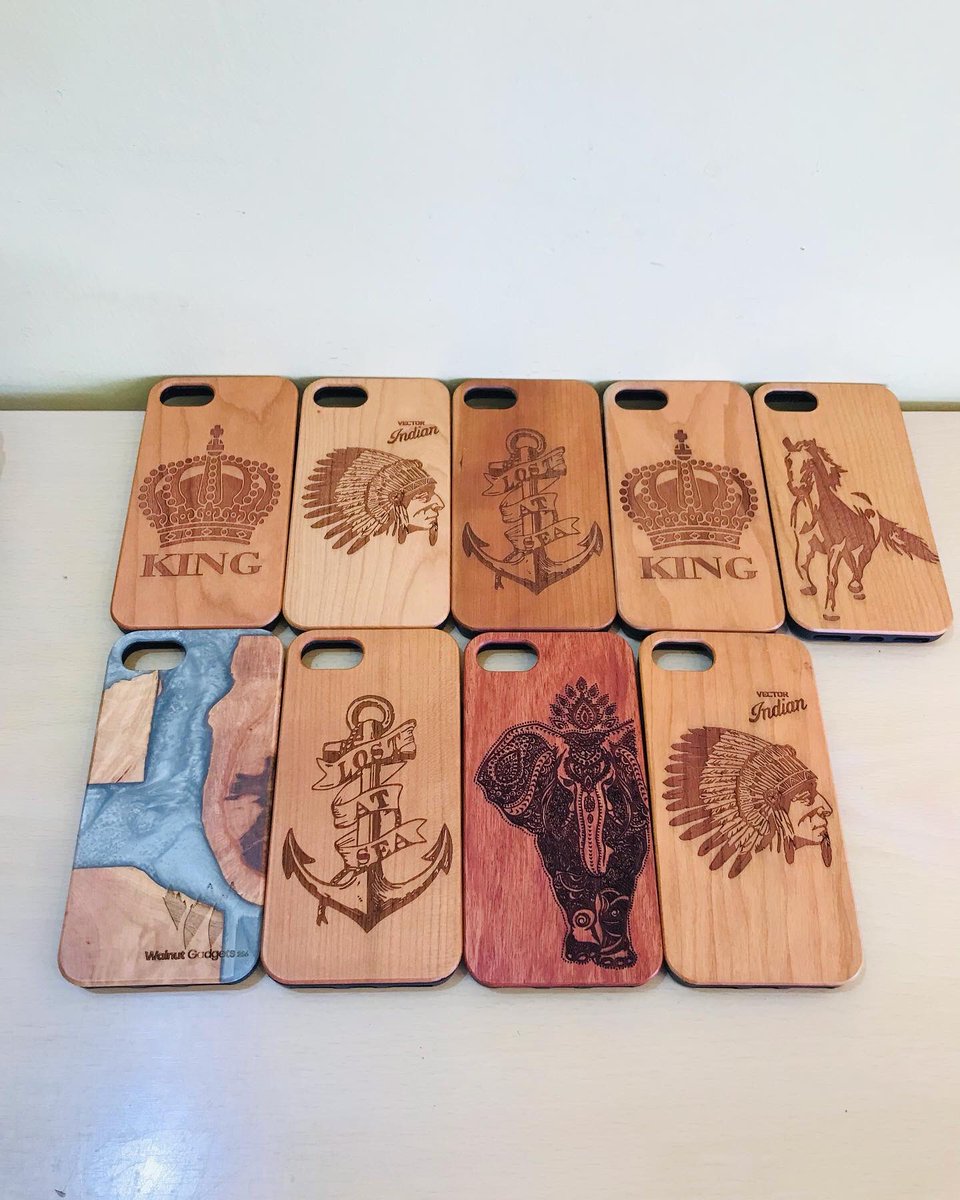 glarearmani's tweet photo. Wooden phone cases 
Price 50k 
Dm:0707267566
#woodphonecases https://t.co/AKfs4k6GAh