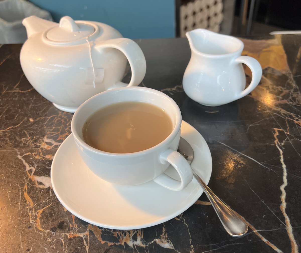 CNXPresident's tweet photo. I’m not sure if it’s the water, the tea or the nostalgia, but English Breakfast tea is always better when in the UK….breakfast optional 😳 #nolemon #milkandsugar https://t.co/OsYqi9iSrJ