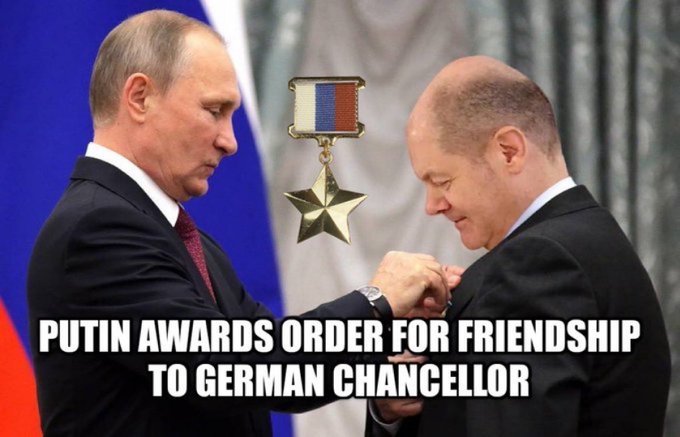Mok1967SG's tweet photo. @Bundeskanzler #ScholzIsADisgrace #ScholzMustGo #ScholzIstEineSchande #VerratenDurchScholz
Der #Putinhelfer lügt, betrügt, zaudert und verrät die
@ukraine + @ZelenskyyUa
Er täuscht sein eigenes Volk!
Herr @Bundeskanzler Sie sind eine epische Fehlbesetzung, ein korrupter, lügender 💩💩💩💩 https://t.co/OkTPJhfcqV