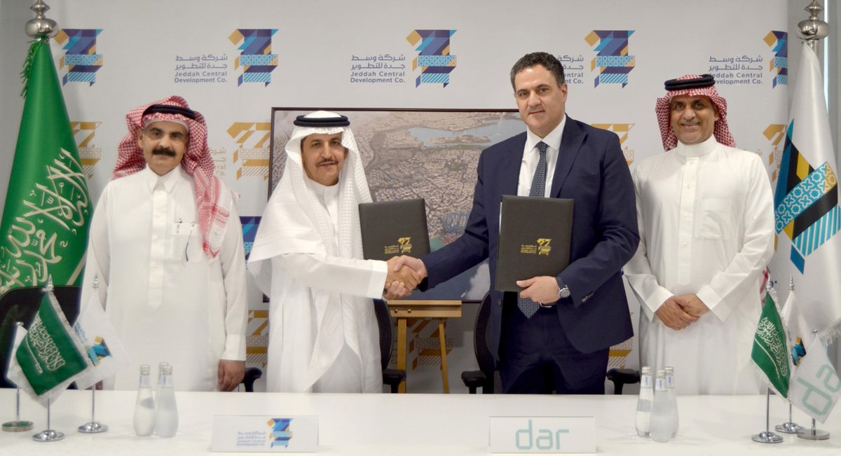 JCD_SA's tweet photo. Jeddah Central Development Company #JCDC has signed a contract with Dar Al Handasah Company to design the detailed master plan for
@JeddahCentral Project
For more information: https://t.co/HIQlTxxd5P
#InTheHeart https://t.co/ZWWtuvG90Y