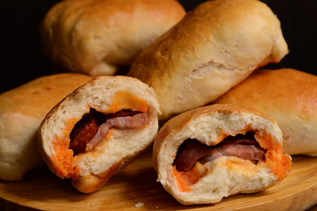 Desayunamos y después ya veremos 😍😋💪
lasrecetasdenoelia.blogspot.com/2017/11/bollos…